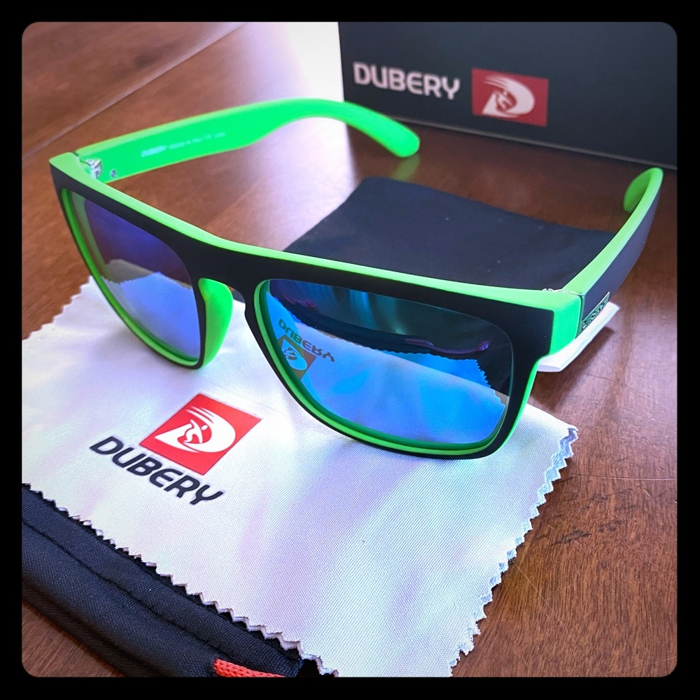 Dubery Sunglasses NWT